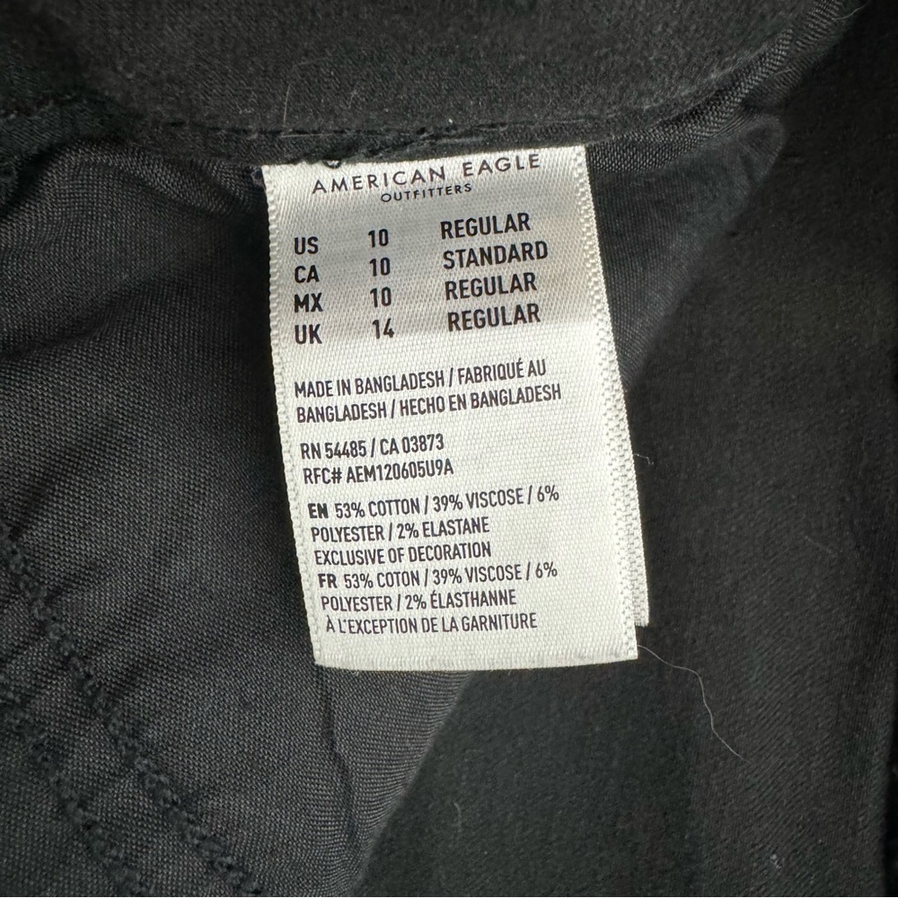 American Eagle Hi Rise Jegging Crop Distressed Black 10 - Picture 11 of 12